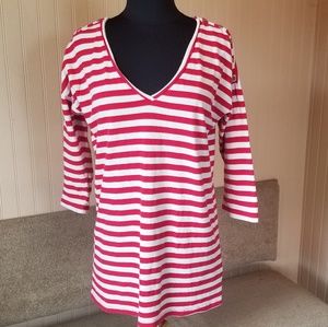 Gap red white striped top.  Size medium v neck
